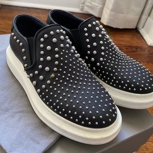 Alexander McQueen Sneakers. Size: 37.5 Euro / 7 US